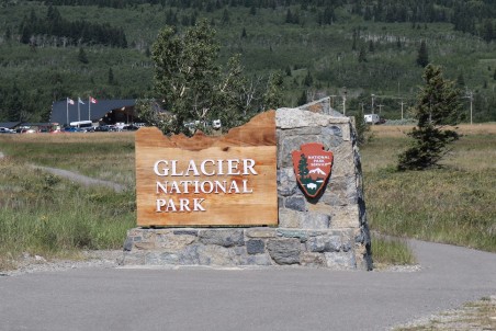Glacier National Park ou Grizzly Land (on va en reparler.. !)  Publié le 31 juillet 2019 par Alain et Stéphanie Img_9025-copy